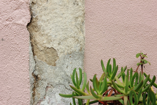 hole wall
